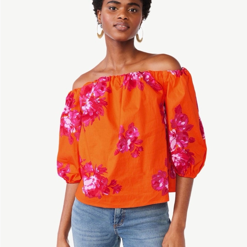 Scoop Off-Shoulder Floral Top in Orange and Pink